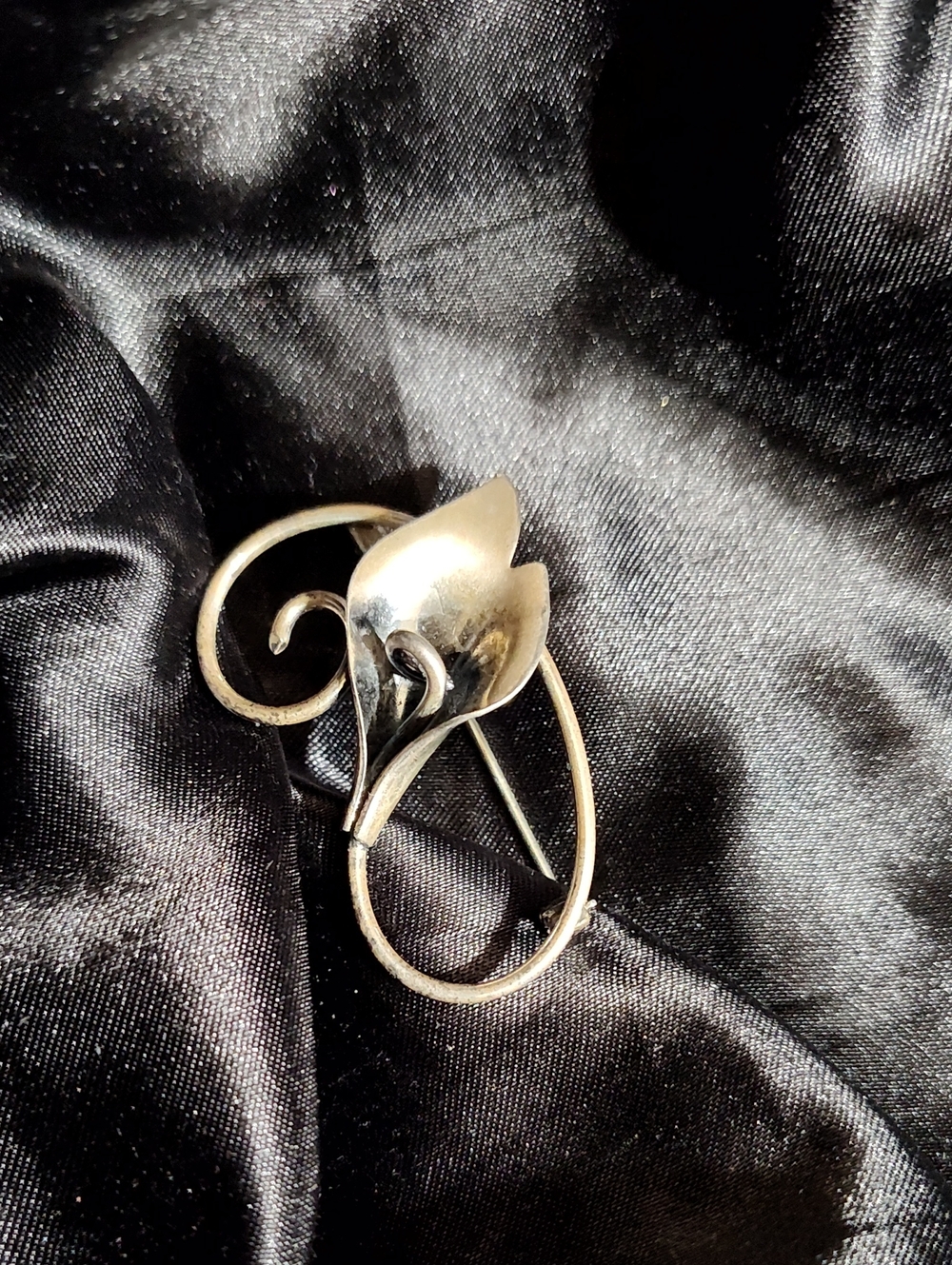 Vintage Jewel Art Sterling Silver Cali Lily Flower Brooch